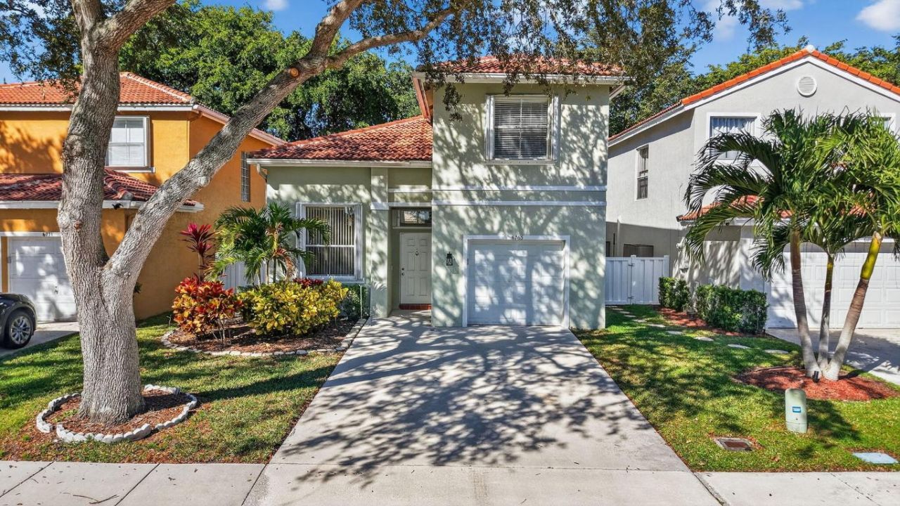 6765 Green Island Circle, Lake Worth, FL 33463 Main Photo