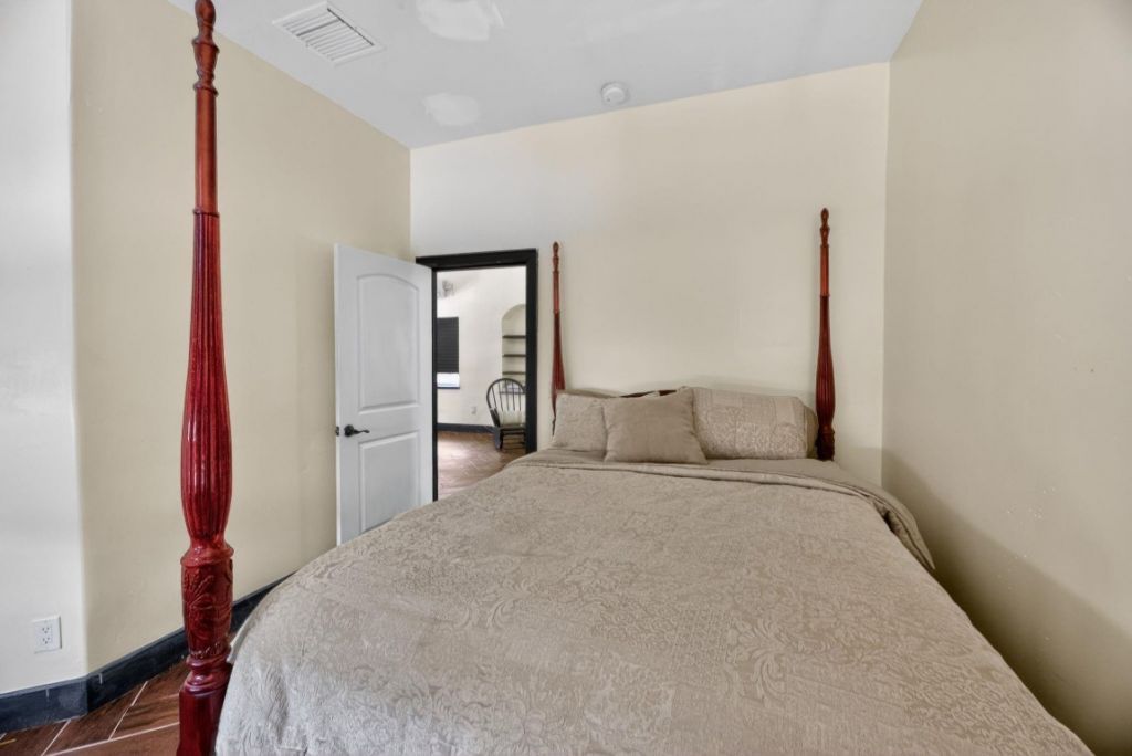 1934 Washington Street, Hollywood, FL 33020 Photo