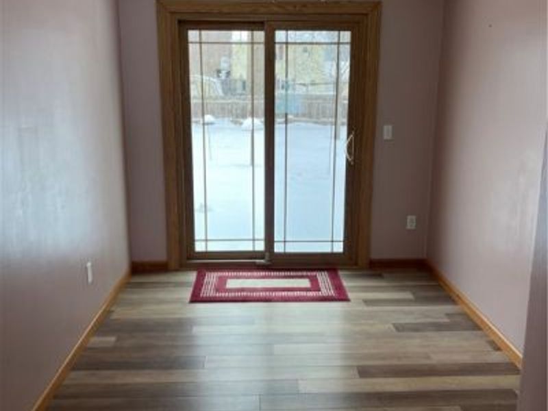 418 Carol Lane, Elyria, OH 44035 Photo 5