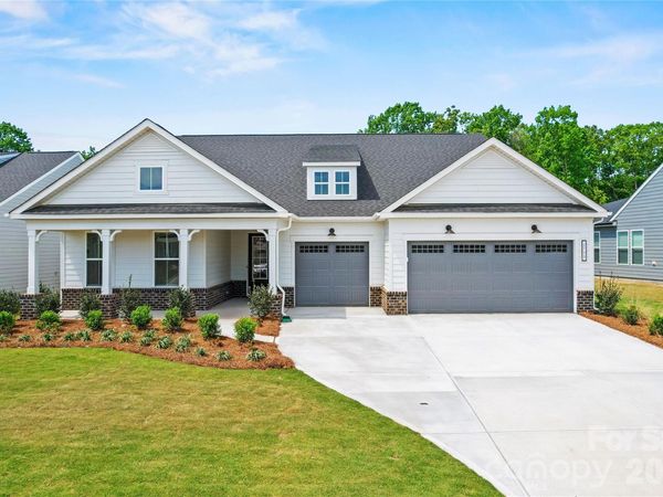2735 Peak Court, Belmont, NC 28012