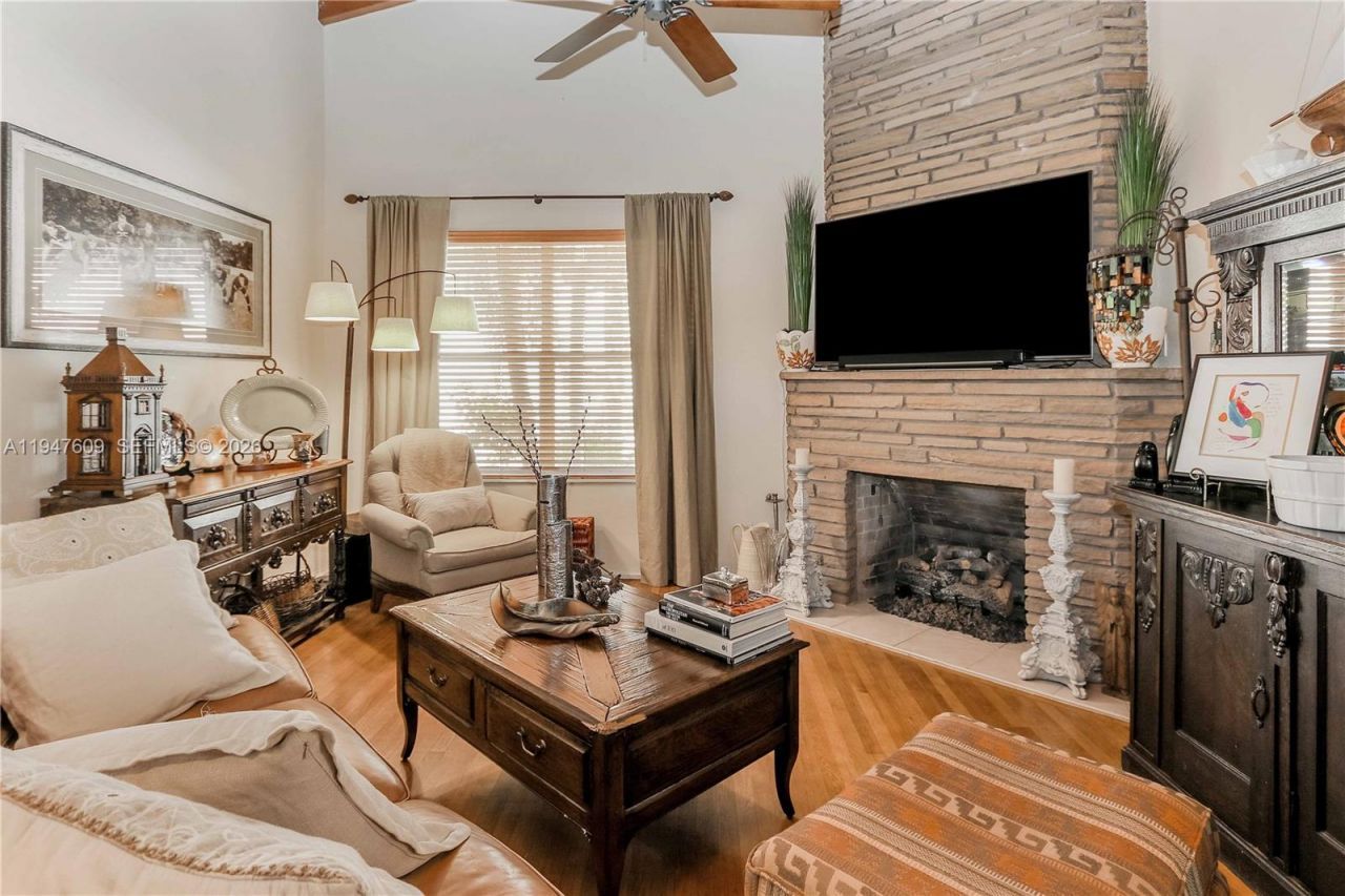 2535 Lincoln St, Hollywood, FL 33020 Photo