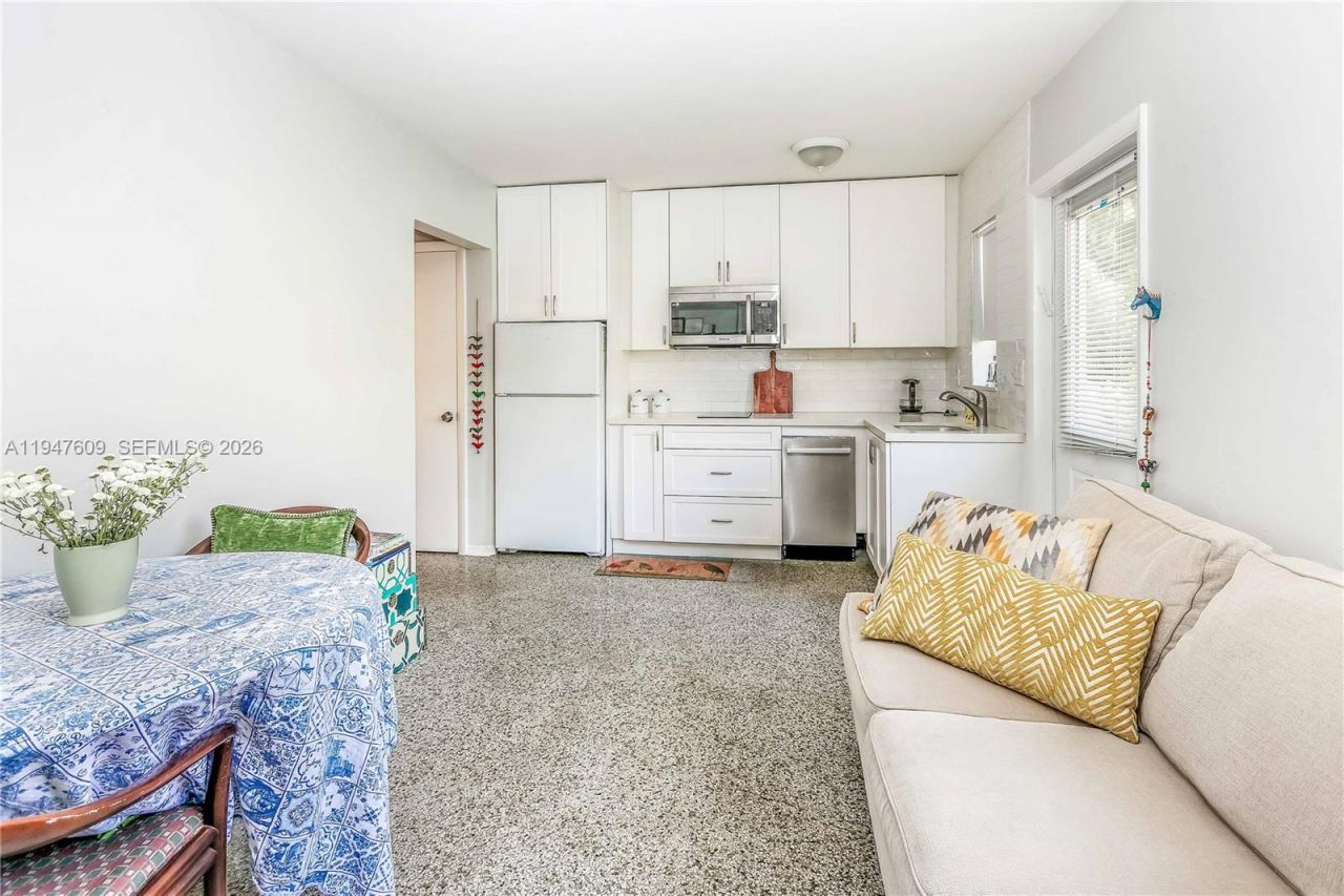 2535 Lincoln St, Hollywood, FL 33020 Photo