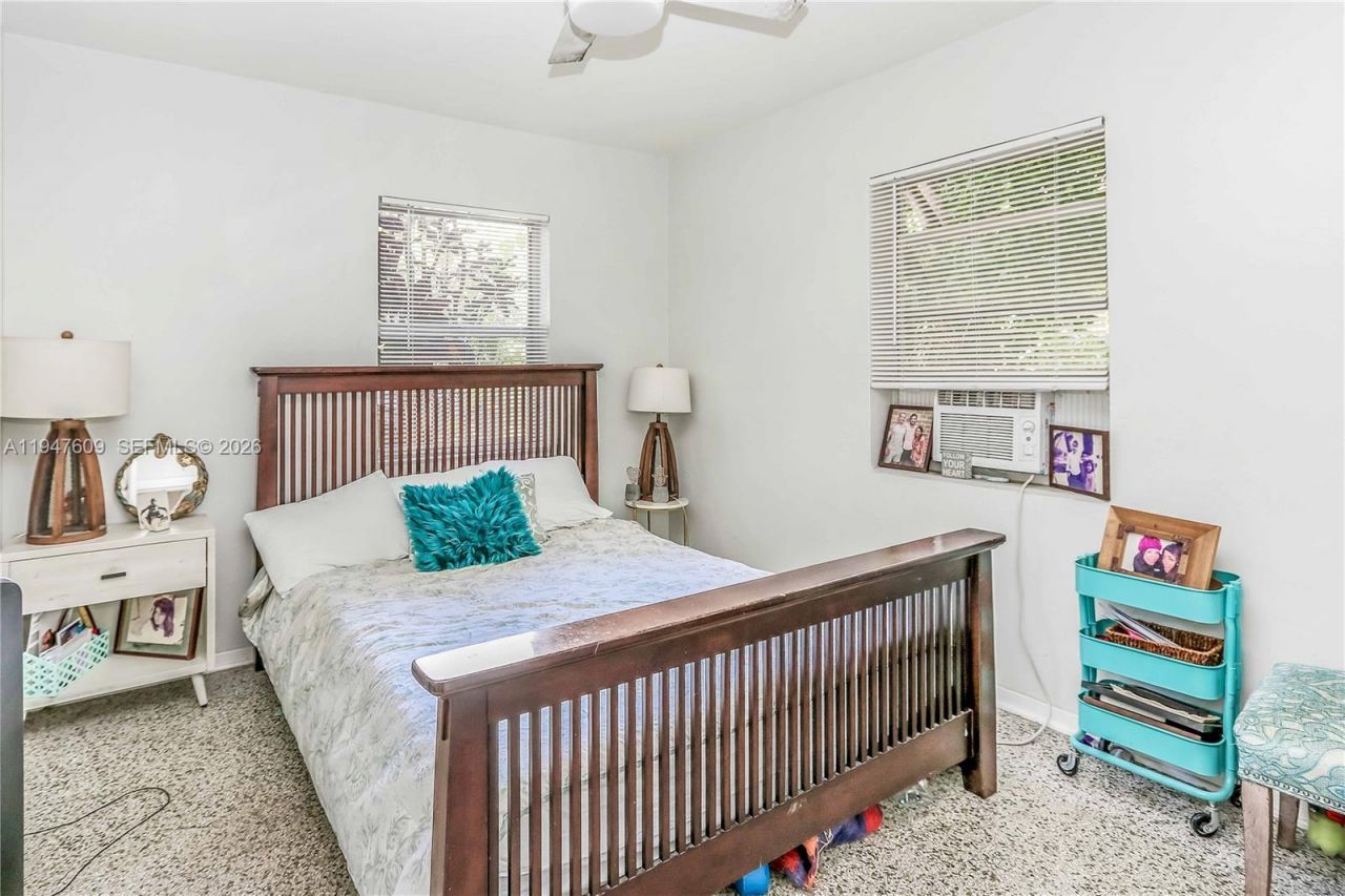 2535 Lincoln St, Hollywood, FL 33020 Photo