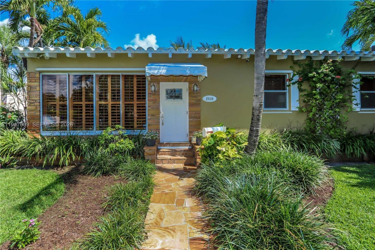 2535 Lincoln St, Hollywood, FL 33020 Photo