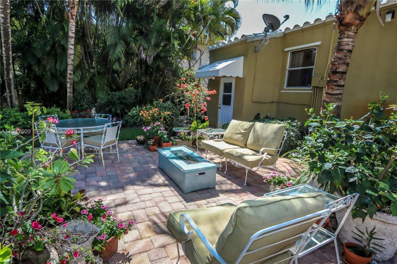 2535 Lincoln St, Hollywood, FL 33020 Photo