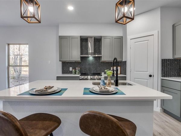 420 Kelly Lane, Seven Points, TX 75143