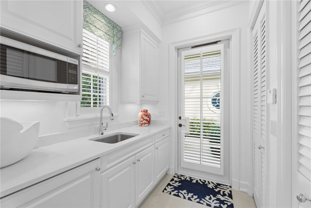 1070 Beach Road, Unit 1070, Vero Beach, FL 32963 Photo