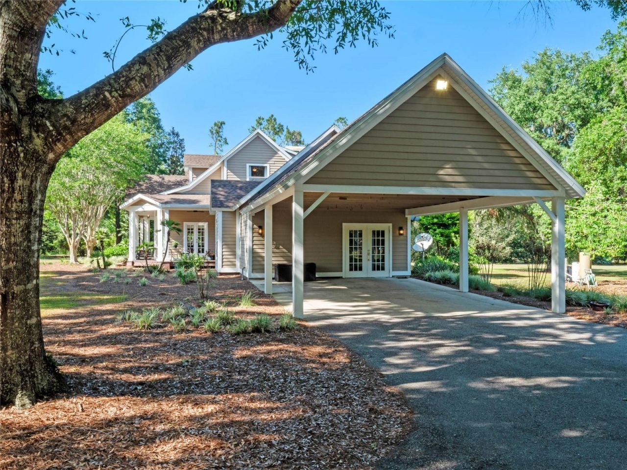 6037 Lake Erie Road, Groveland, FL 34736 Photo