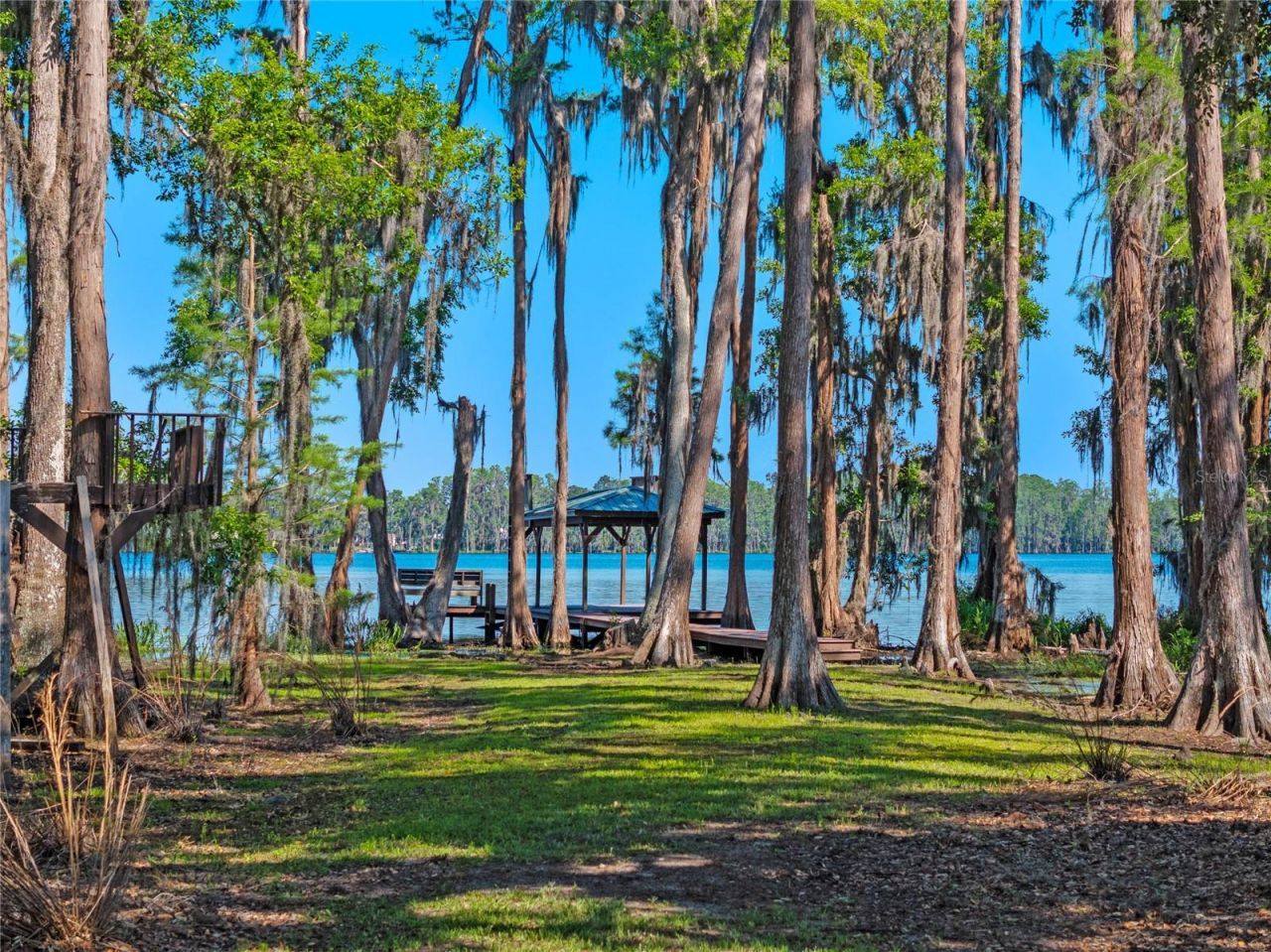 6037 Lake Erie Road, Groveland, FL 34736 Photo