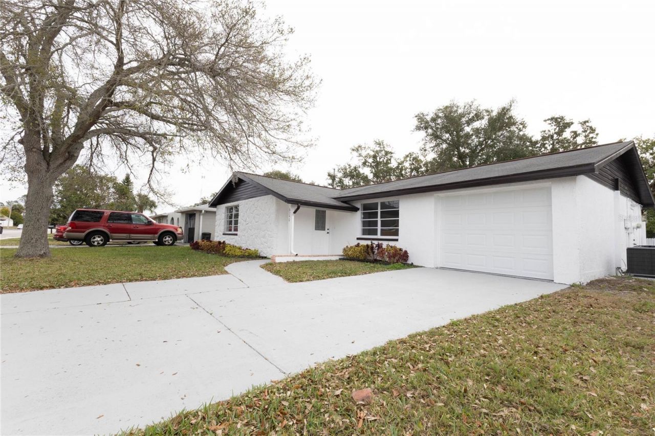 6340 Westport Drive, Port Richey, FL 34668 Photo