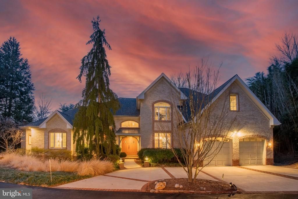 5902 Bradley Boulevard, Bethesda, MD 20814 Main Photo