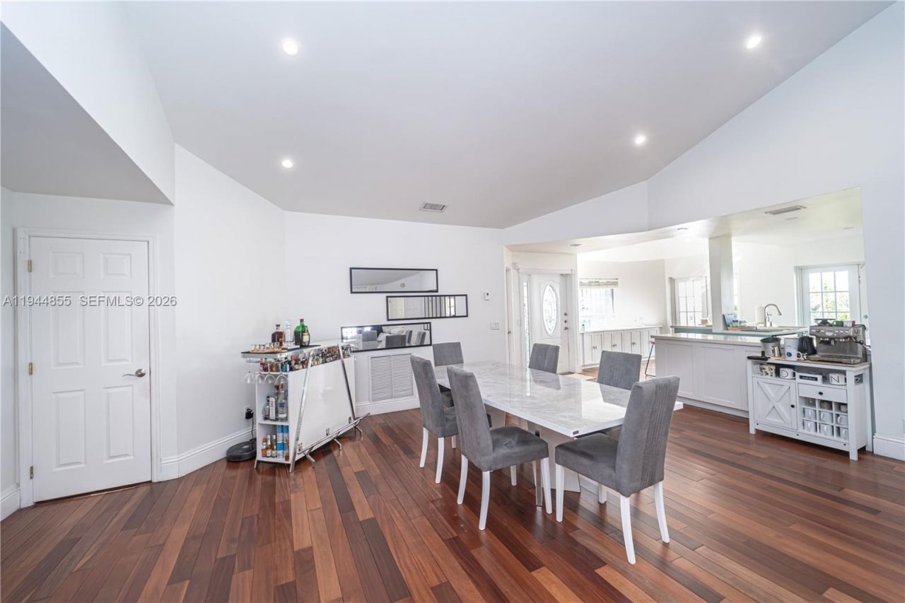 9939 NW 47th Ter, Unit 9939, Doral, FL 33178 Photo