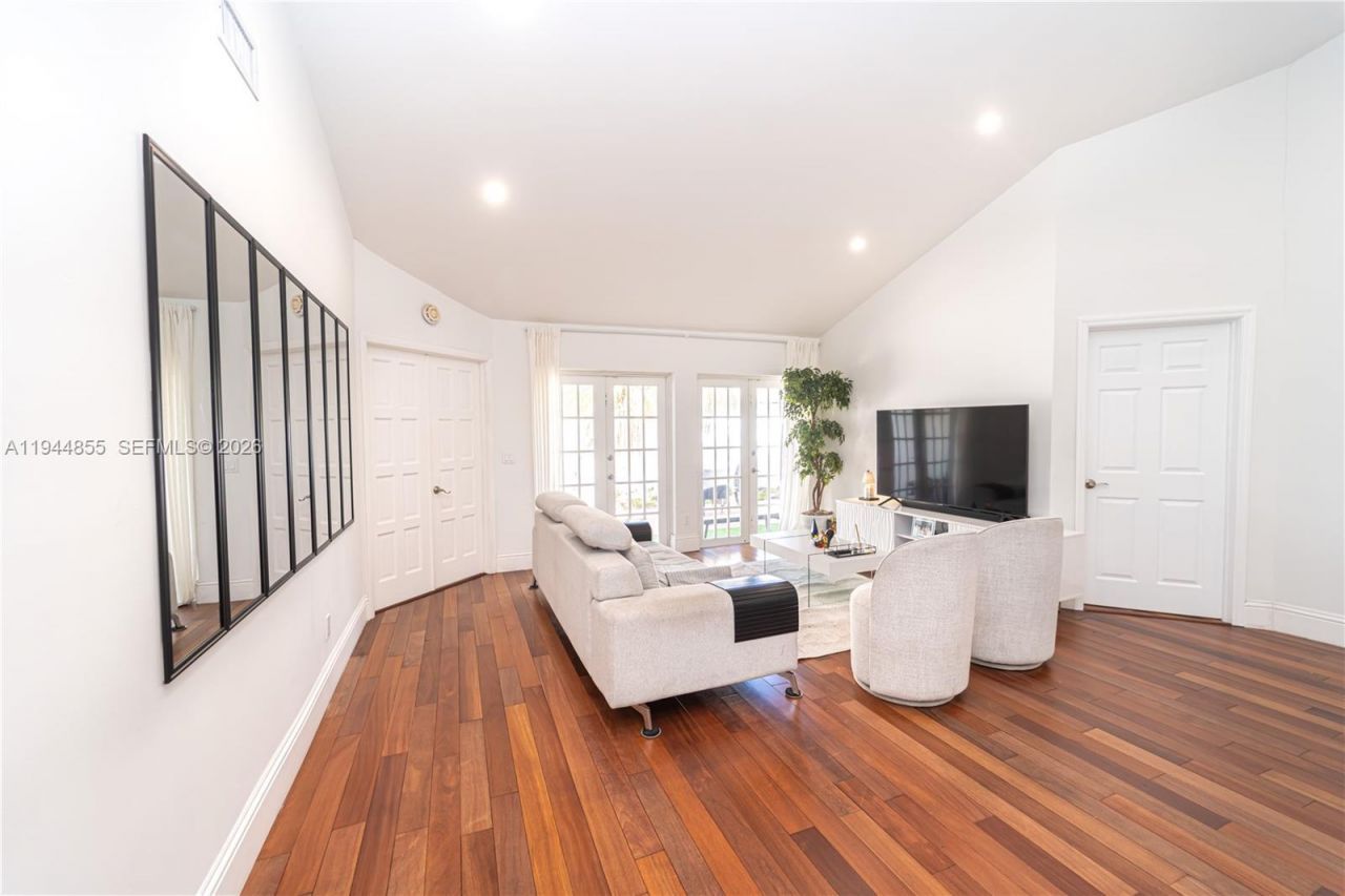 9939 NW 47th Ter, Unit 9939, Doral, FL 33178 Photo