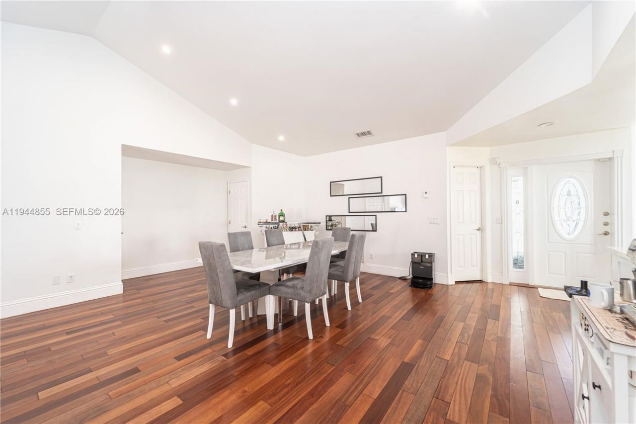 9939 NW 47th Ter, Unit 9939, Doral, FL 33178 Photo