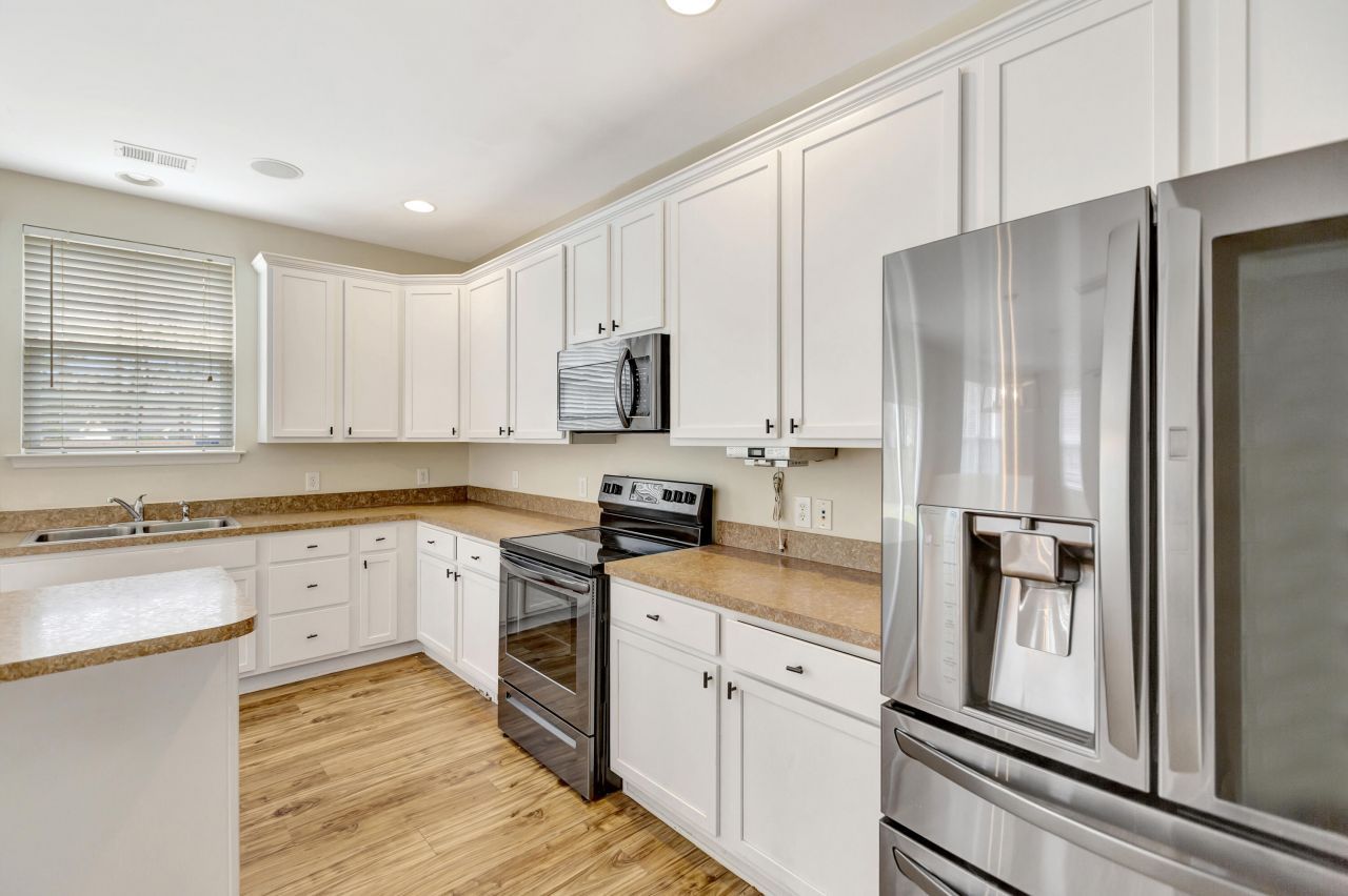 8751 Jessica Court Photo 11