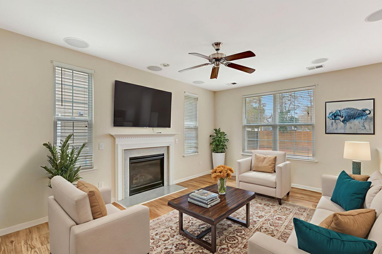 8751 Jessica Court Photo 16