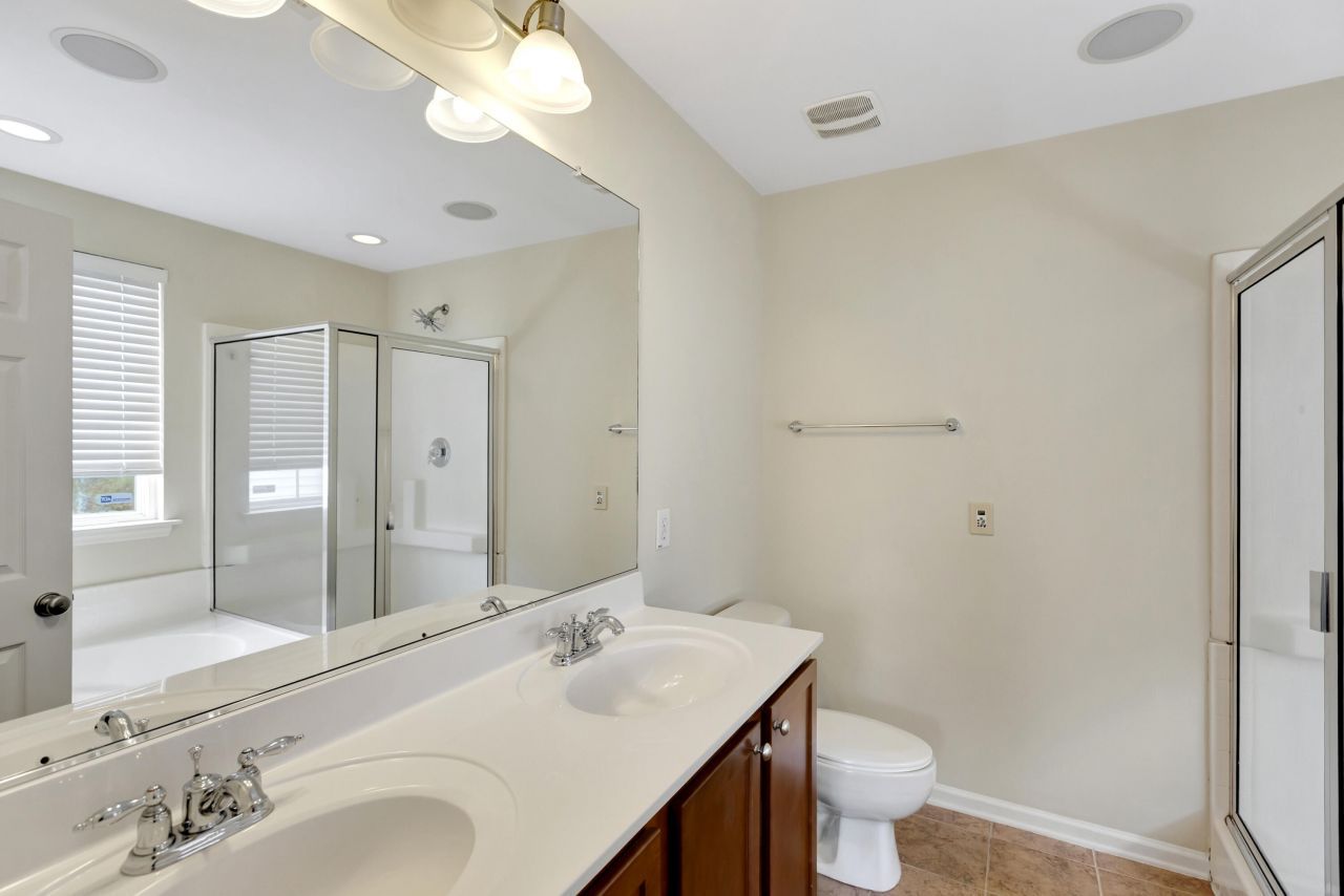 8751 Jessica Court Photo 21