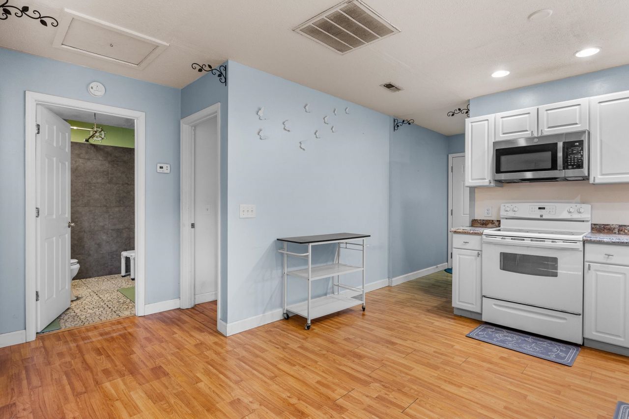 2278 Steritt Swamp Rd. Photo 11