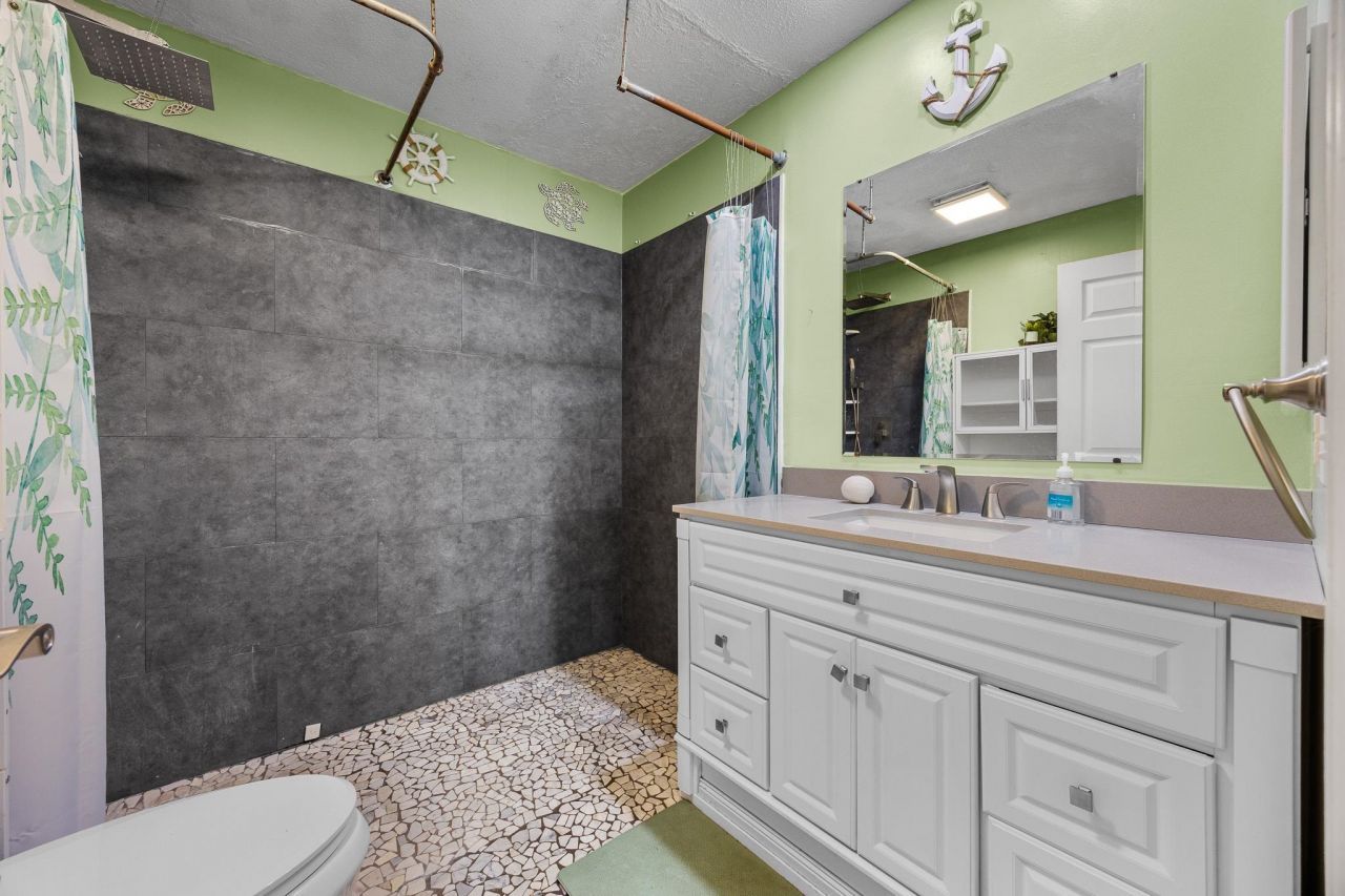 2278 Steritt Swamp Rd. Photo 17