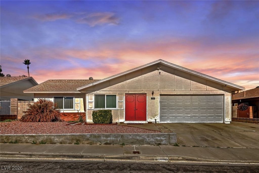 7700 Peacock Avenue, Las Vegas, NV 89145 Main Photo