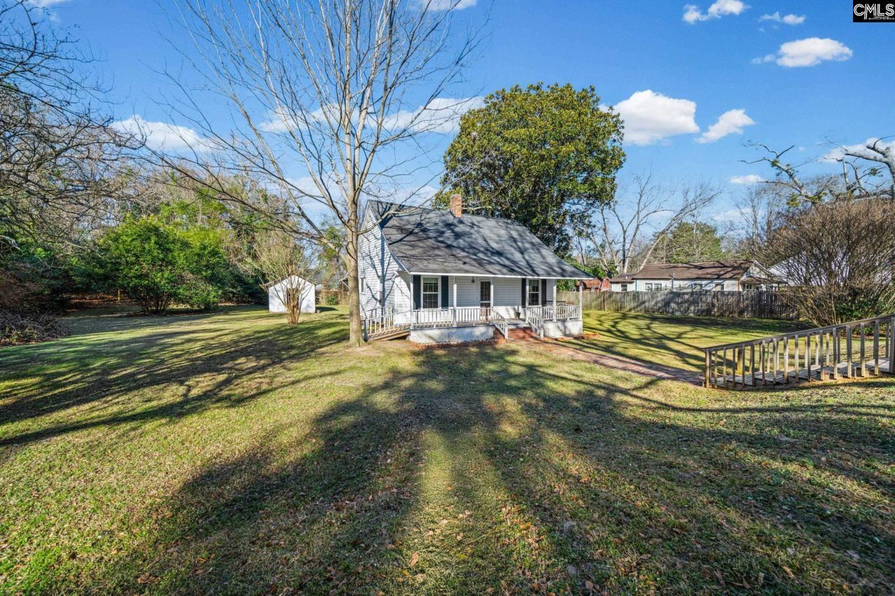 31 Gardner Street S Photo 28