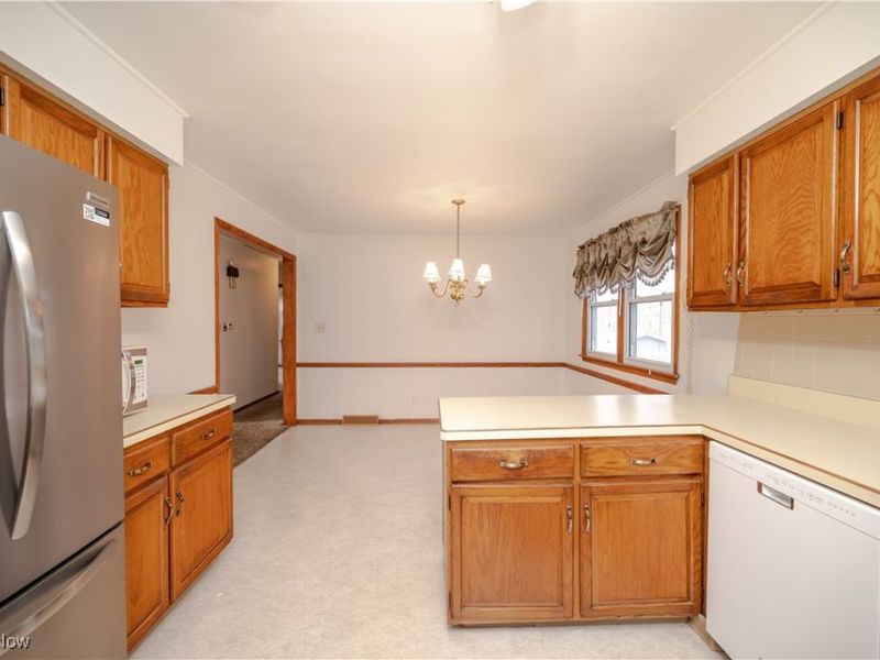 3990 Claridge Drive, Austintown, OH 44511 Photo 13