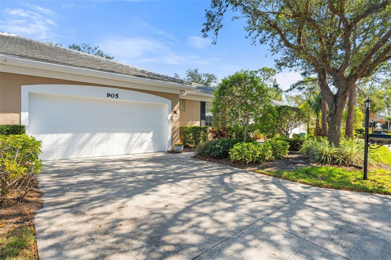 905 Barclay Court, Venice, FL 34293 Photo
