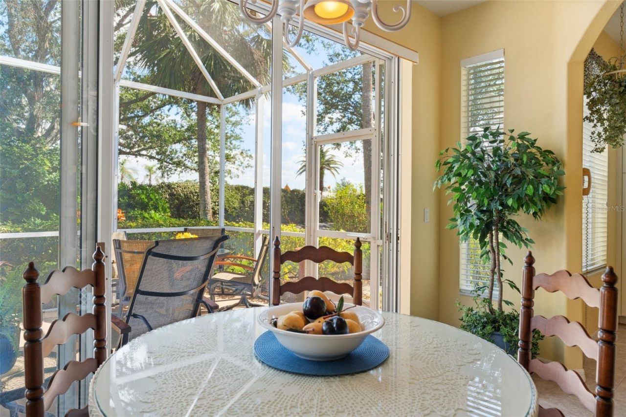 905 Barclay Court, Venice, FL 34293 Photo