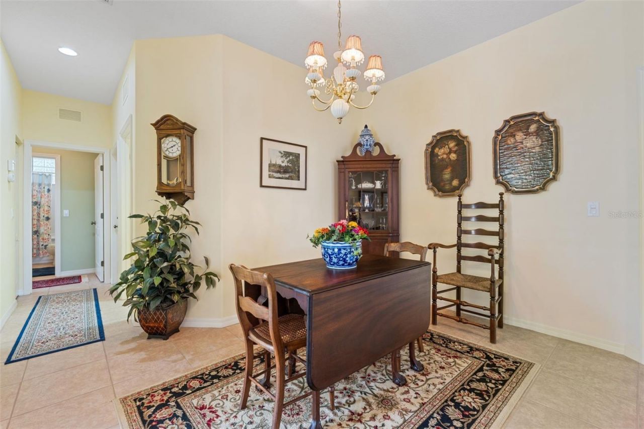 905 Barclay Court, Venice, FL 34293 Photo