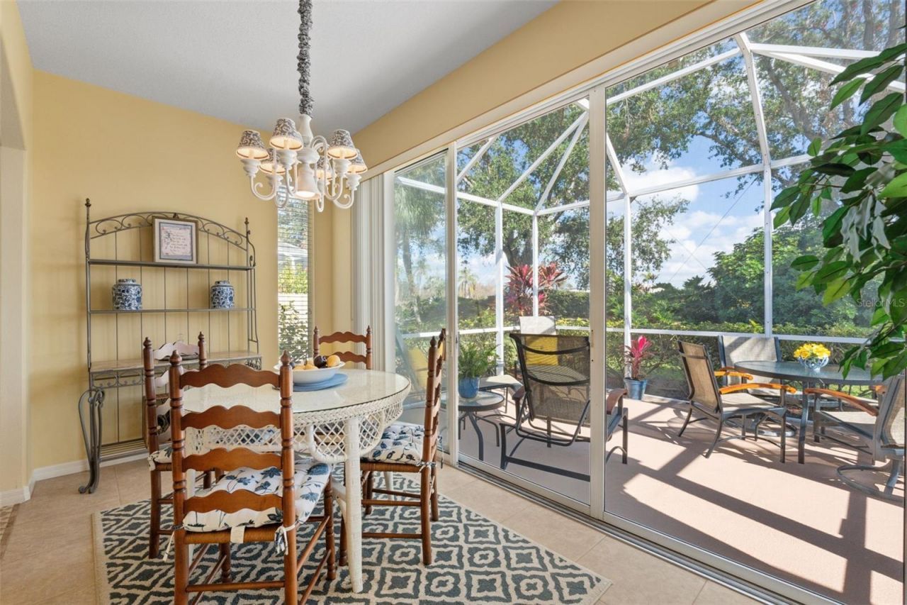 905 Barclay Court, Venice, FL 34293 Photo