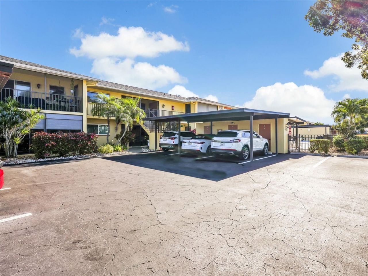 4021 SE 19th Avenue, Unit 201, Cape Coral, FL 33904 Photo