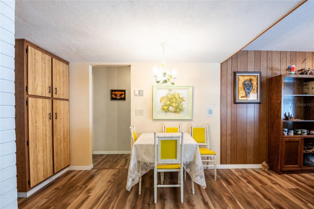 1830 Oak Forest Drive S, Clearwater, FL 33759 Photo