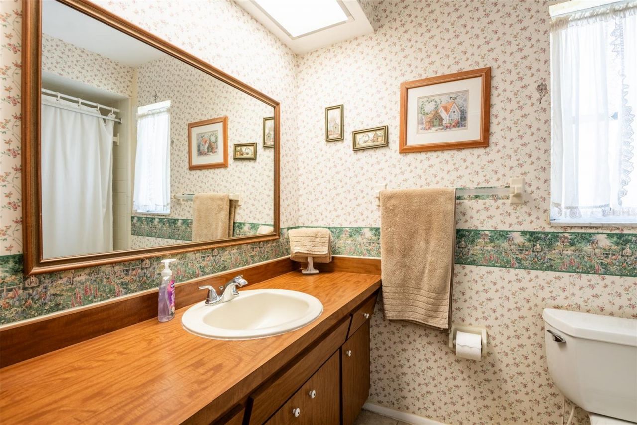 1830 Oak Forest Drive S, Clearwater, FL 33759 Photo