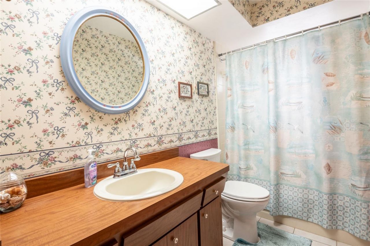 1830 Oak Forest Drive S, Clearwater, FL 33759 Photo