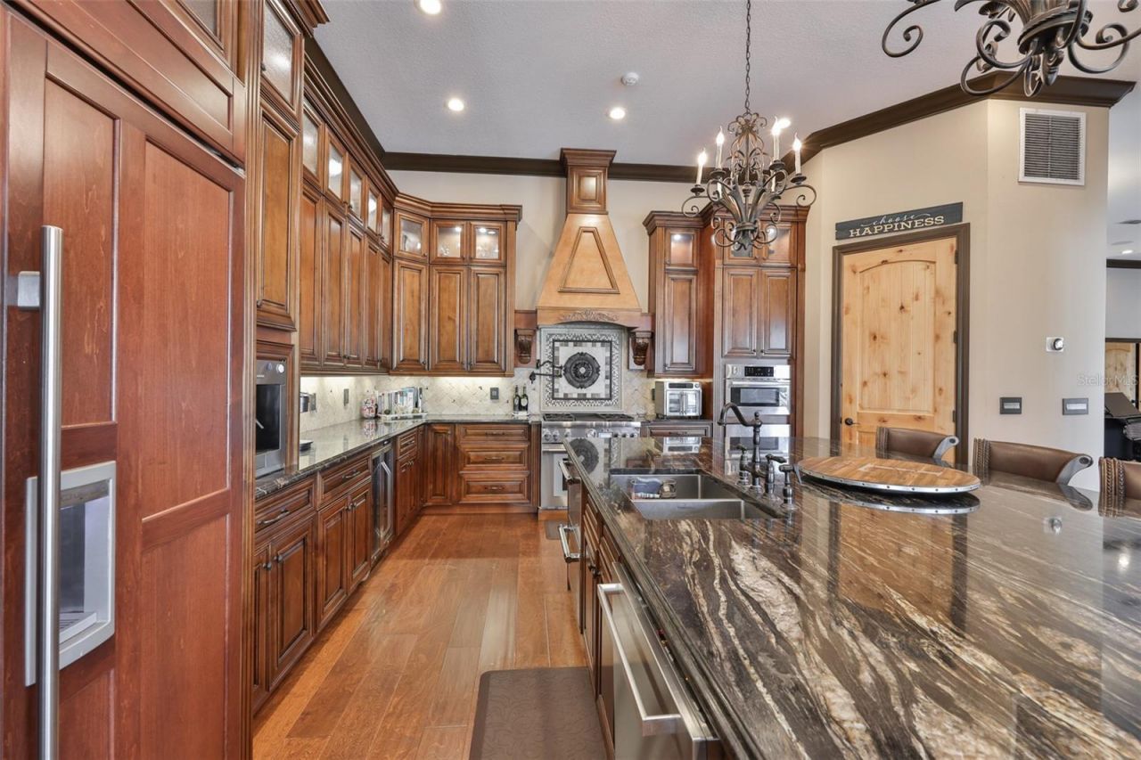 9805 Compass Point Way, Tampa, FL 33615 Photo