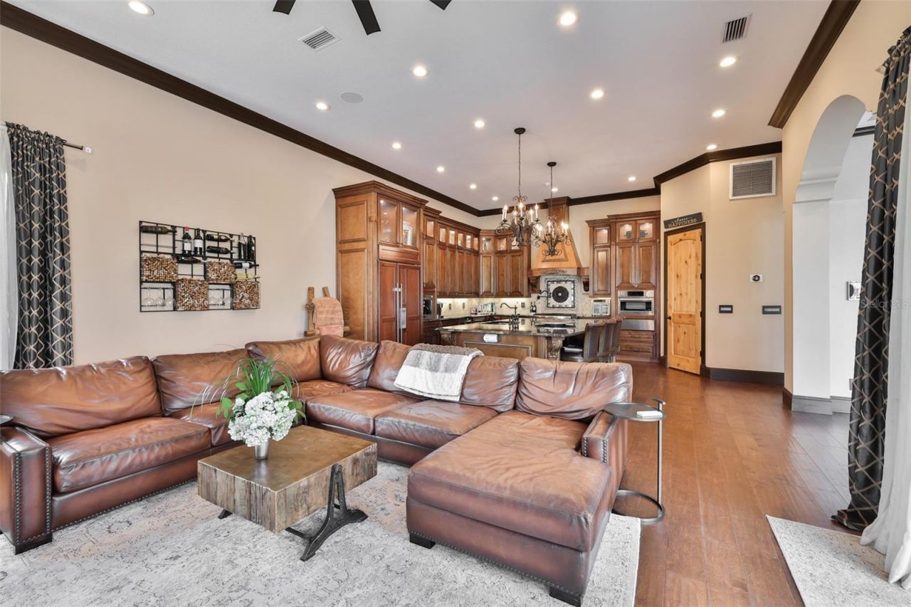 9805 Compass Point Way, Tampa, FL 33615 Photo