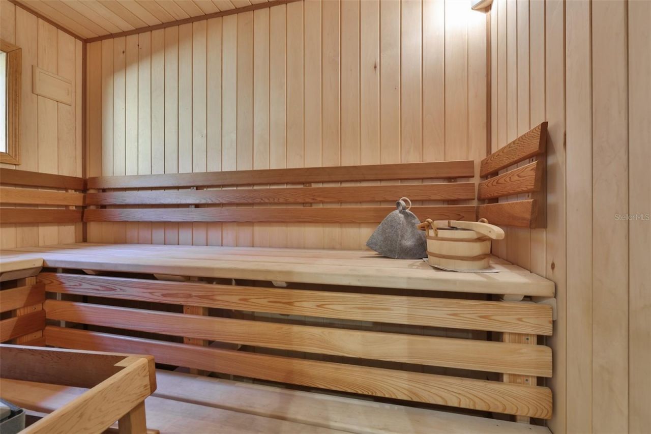 9805 Compass Point Way, Tampa, FL 33615 Photo