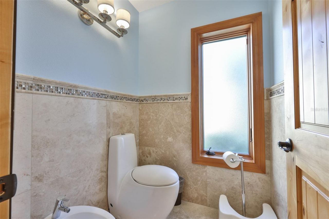 9805 Compass Point Way, Tampa, FL 33615 Photo