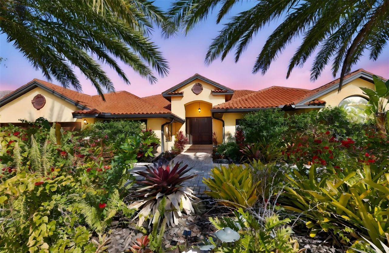 9805 Compass Point Way, Tampa, FL 33615 Photo