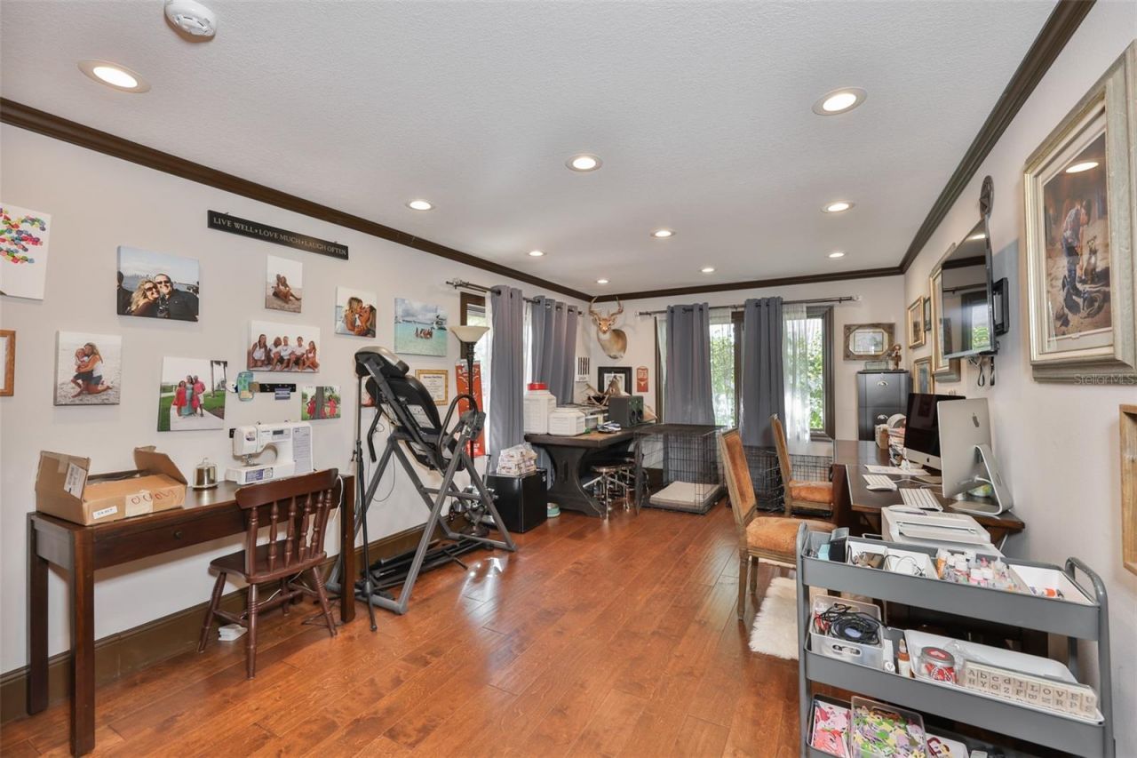 9805 Compass Point Way, Tampa, FL 33615 Photo