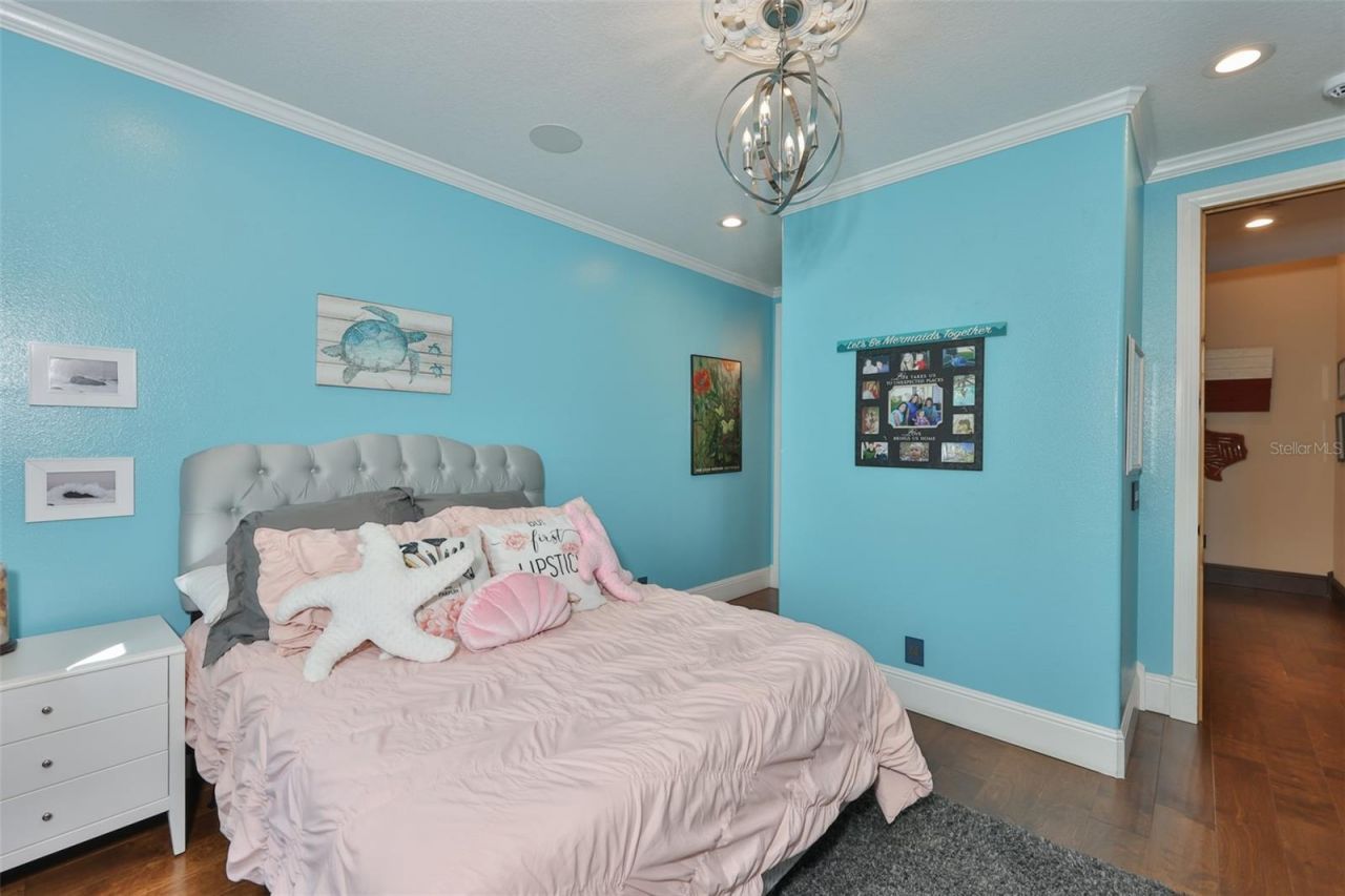 9805 Compass Point Way, Tampa, FL 33615 Photo