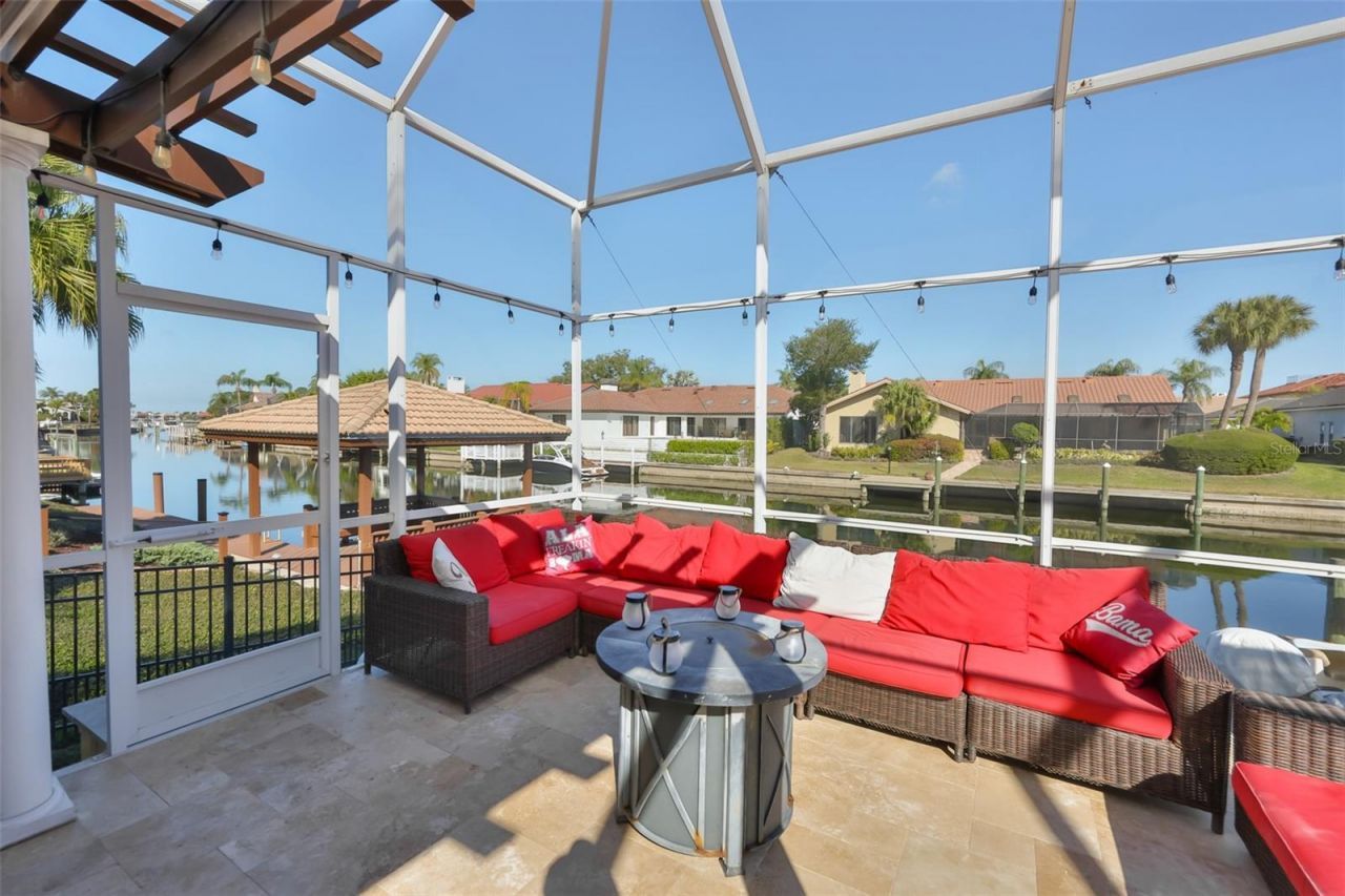 9805 Compass Point Way, Tampa, FL 33615 Photo