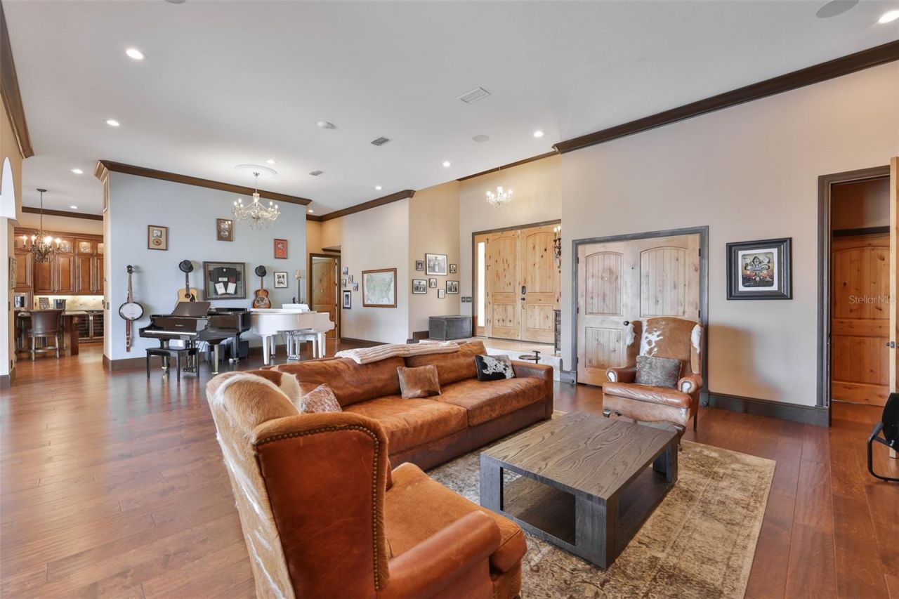 9805 Compass Point Way, Tampa, FL 33615 Photo