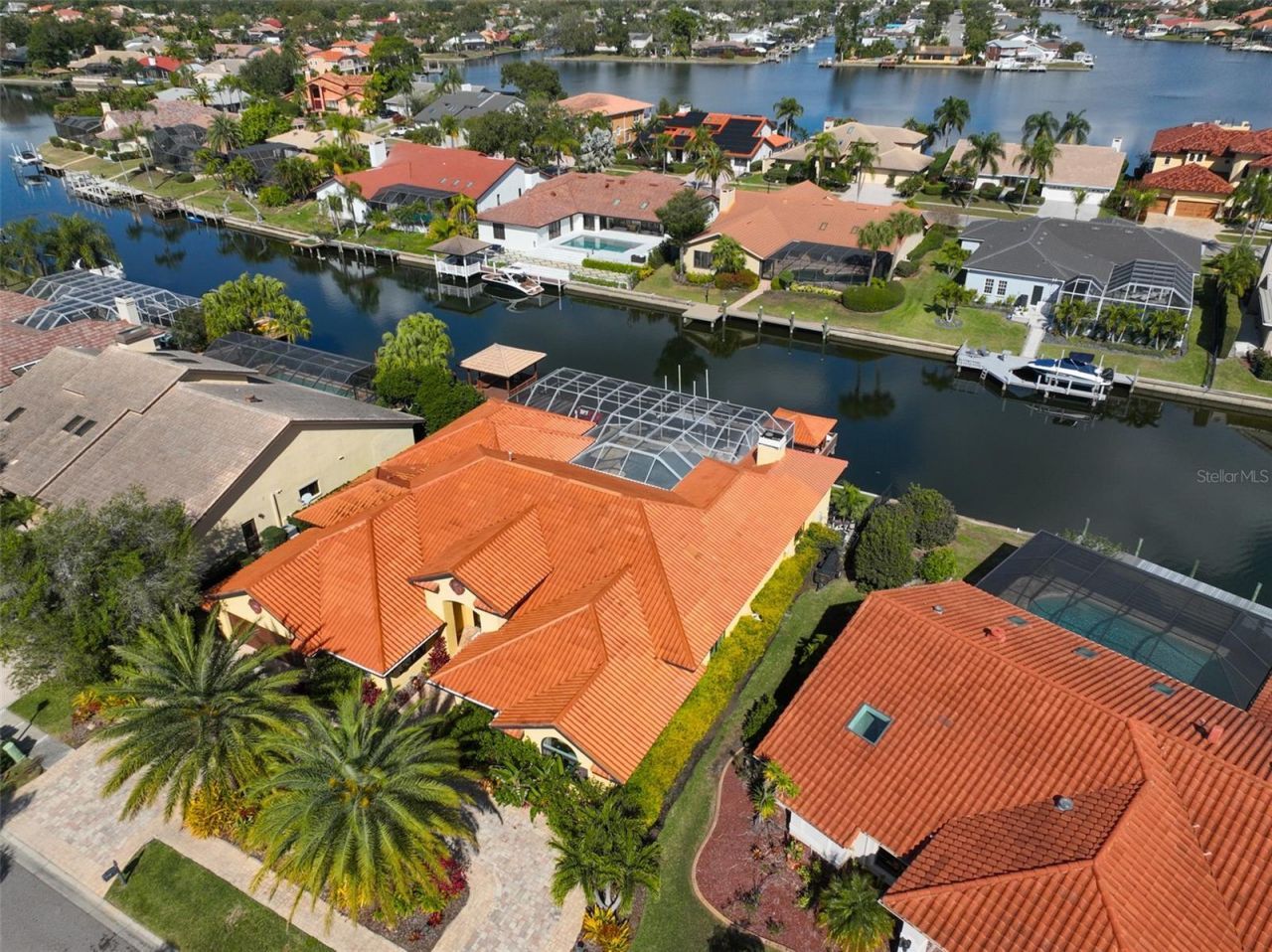 9805 Compass Point Way, Tampa, FL 33615 Photo