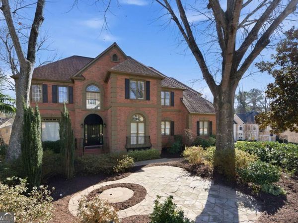 230 Leaf Court, Alpharetta, GA 30005