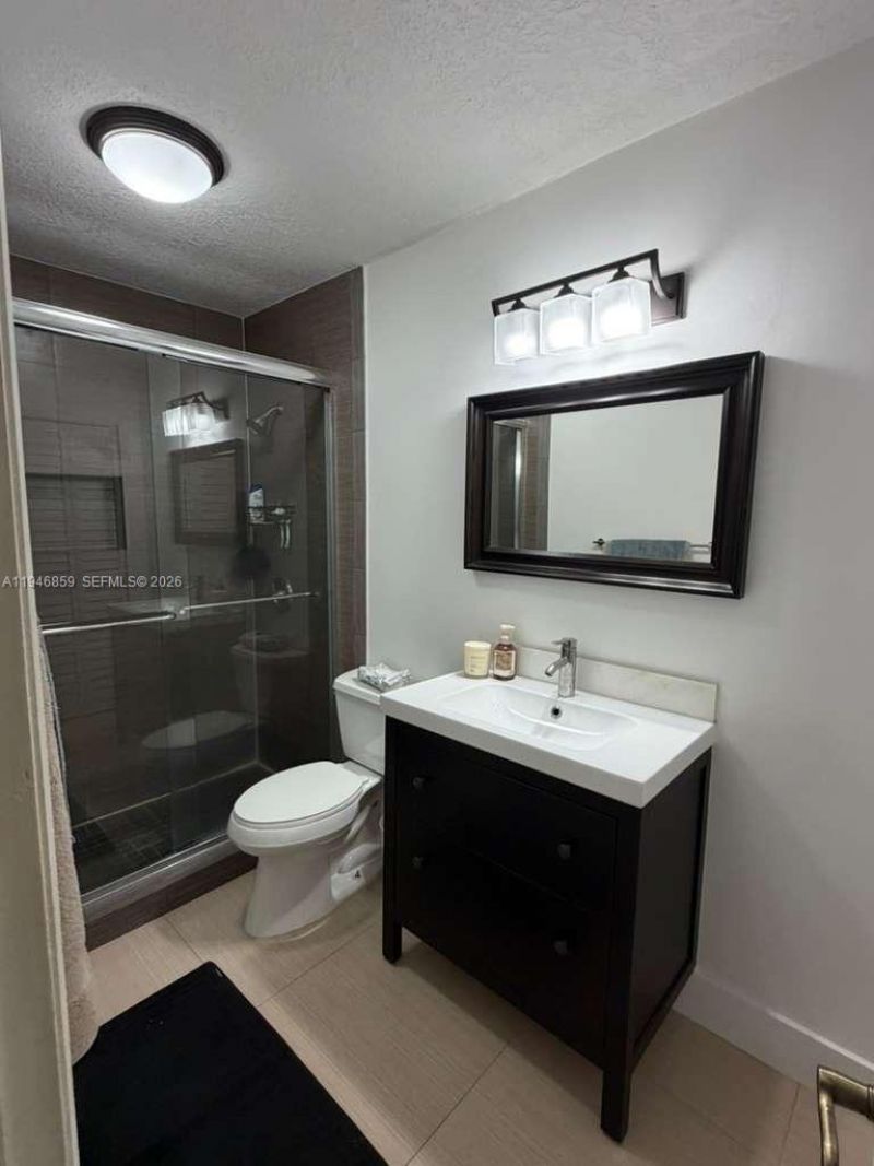 4944 NW 102nd Ave , Unit 204-3, Doral, FL 33178 Photo