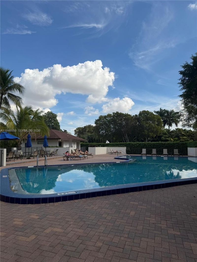 4944 NW 102nd Ave, Unit 204-3, Doral, FL 33178 Photo