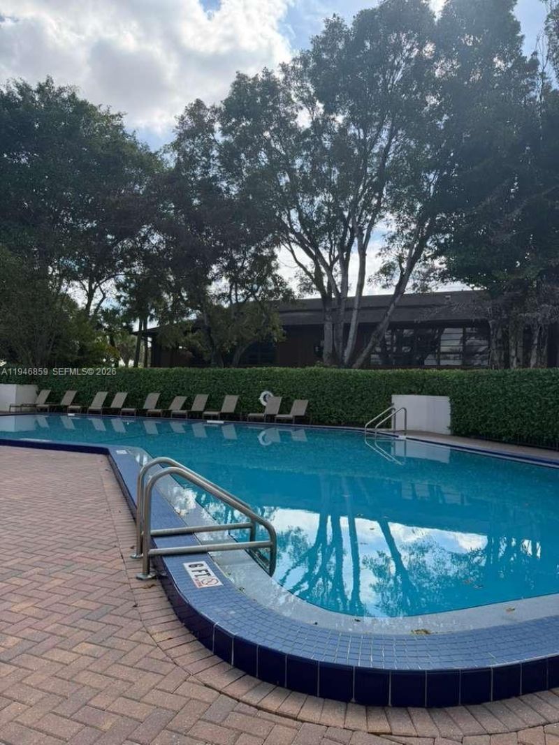 4944 NW 102nd Ave, Unit 204-3, Doral, FL 33178 Photo