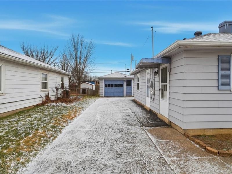 5117 Pensacola Boulevard, Moraine, OH 45439 Photo 28