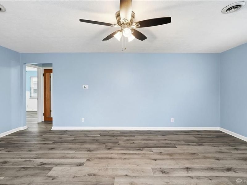 5117 Pensacola Boulevard, Moraine, OH 45439 Photo 4